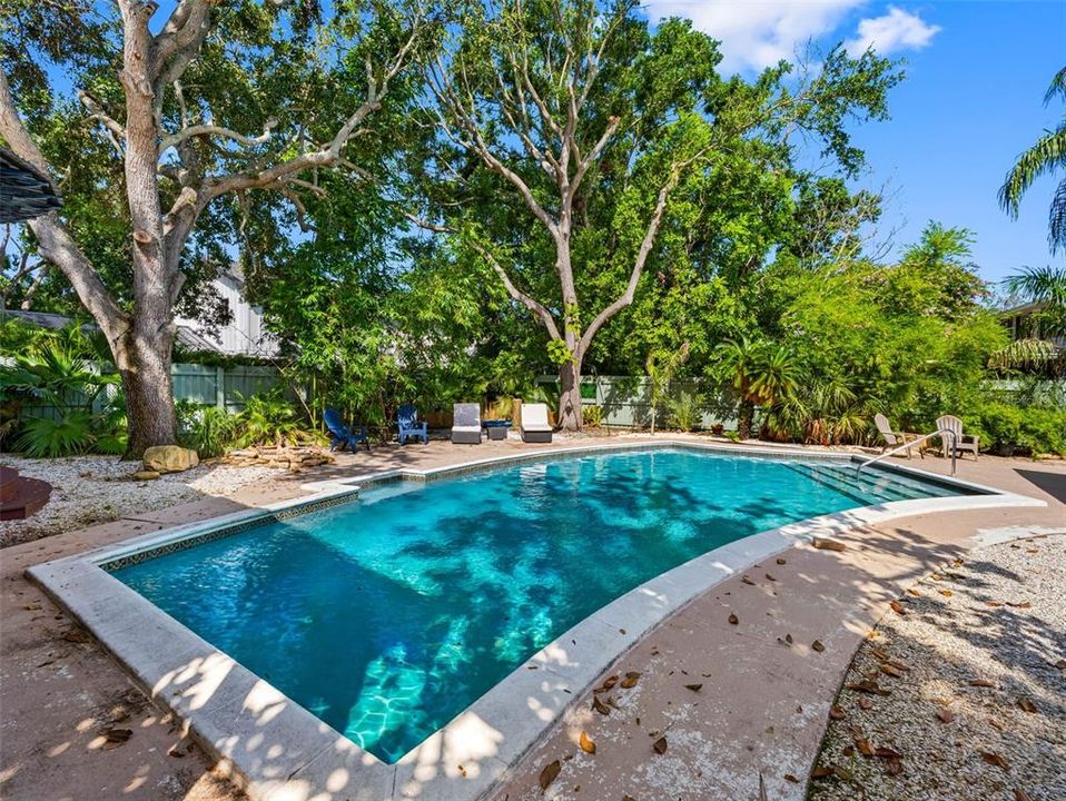 For Rent: $10,500 (3 beds, 2 baths, 3359 Square Feet)