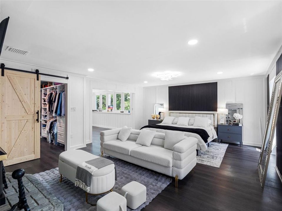 For Rent: $10,500 (3 beds, 2 baths, 3359 Square Feet)