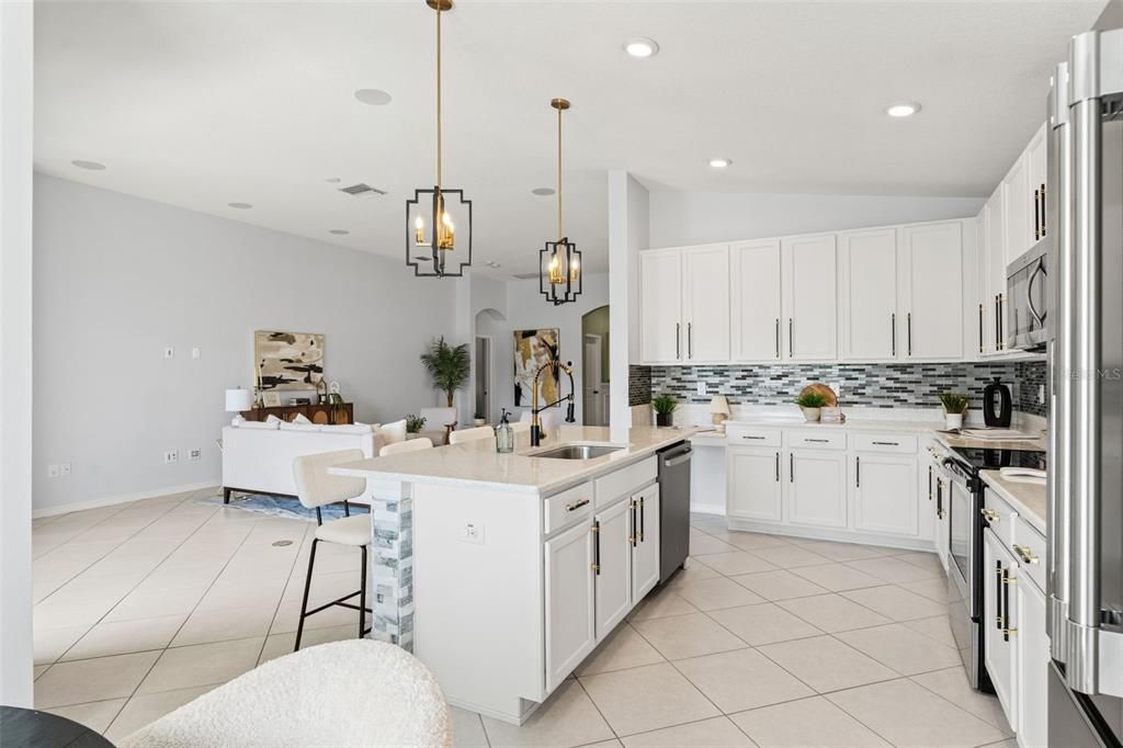 待售: $414,990 (4 贝兹, 2 浴室, 2080 平方英尺)