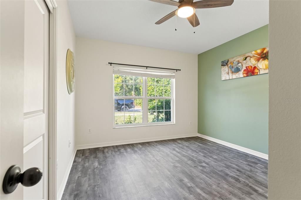 待售: $414,990 (4 贝兹, 2 浴室, 2080 平方英尺)