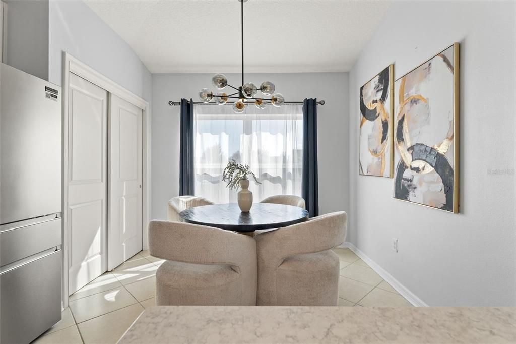 待售: $414,990 (4 贝兹, 2 浴室, 2080 平方英尺)