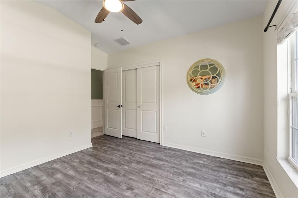 待售: $414,990 (4 贝兹, 2 浴室, 2080 平方英尺)