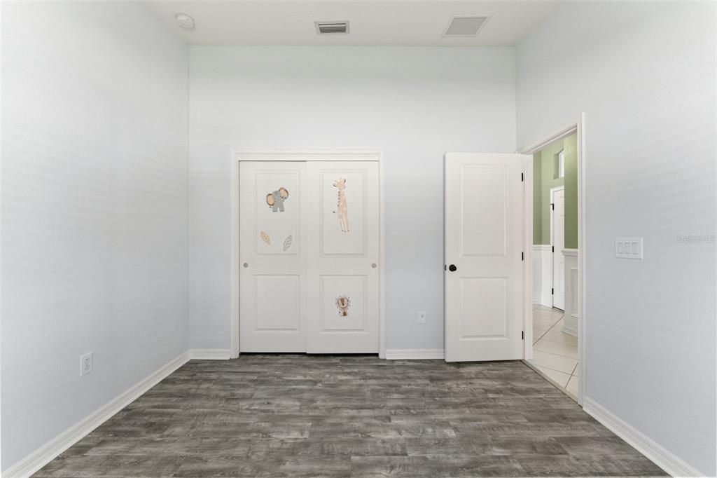 待售: $414,990 (4 贝兹, 2 浴室, 2080 平方英尺)