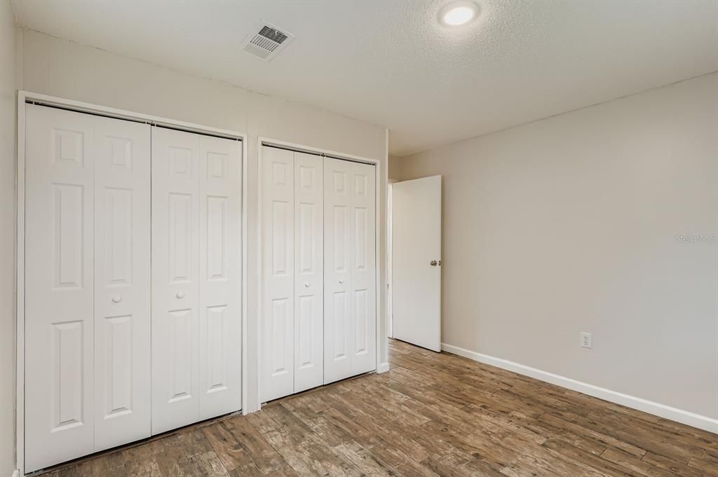 For Sale: $250,000 (3 beds, 2 baths, 1096 Square Feet)