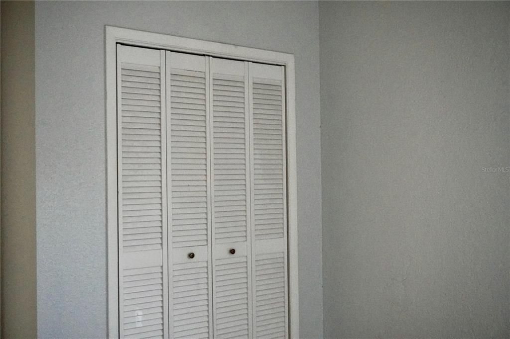 待售: $219,000 (2 贝兹, 2 浴室, 1328 平方英尺)