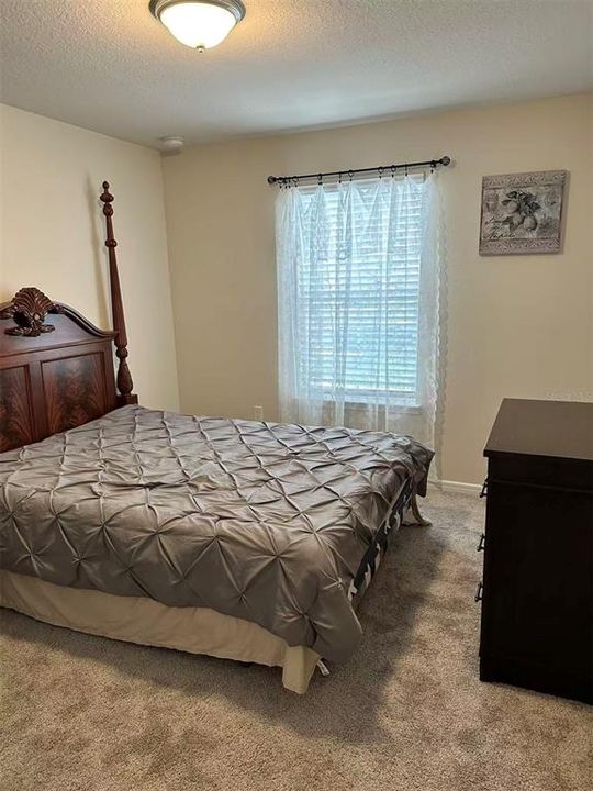 For Rent: $2,700 (5 beds, 3 baths, 2616 Square Feet)