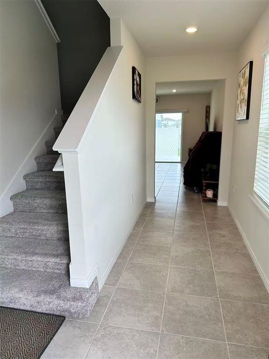 For Rent: $2,700 (5 beds, 3 baths, 2616 Square Feet)