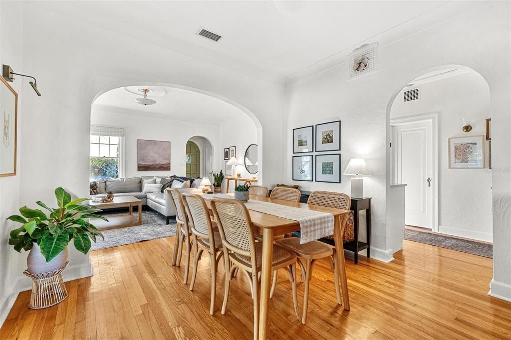 For Sale: $790,000 (3 beds, 2 baths, 1618 Square Feet)