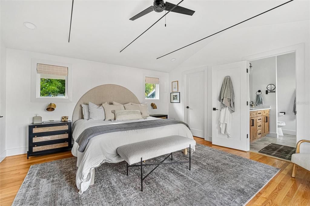 For Sale: $790,000 (3 beds, 2 baths, 1618 Square Feet)