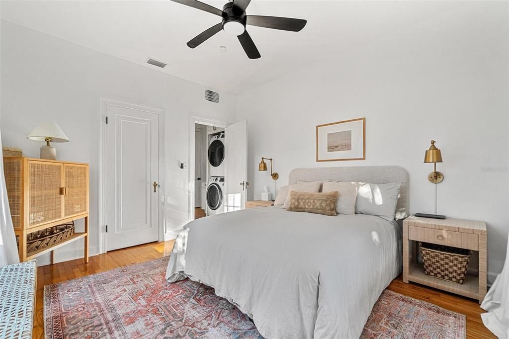 For Sale: $790,000 (3 beds, 2 baths, 1618 Square Feet)