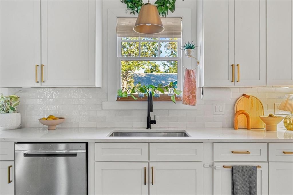 For Sale: $790,000 (3 beds, 2 baths, 1618 Square Feet)