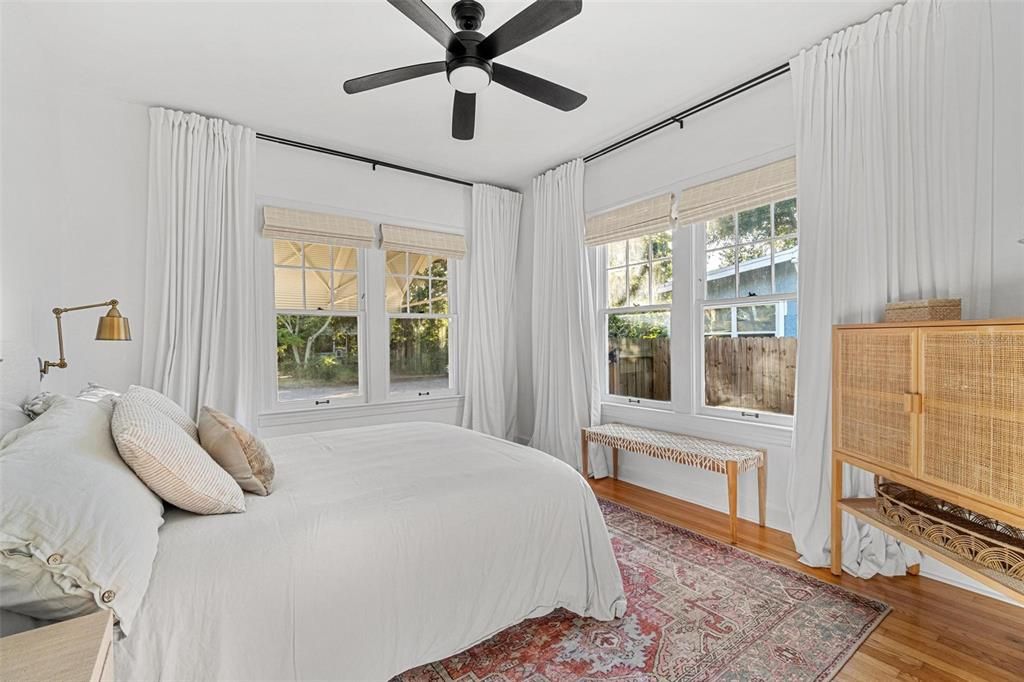 For Sale: $790,000 (3 beds, 2 baths, 1618 Square Feet)