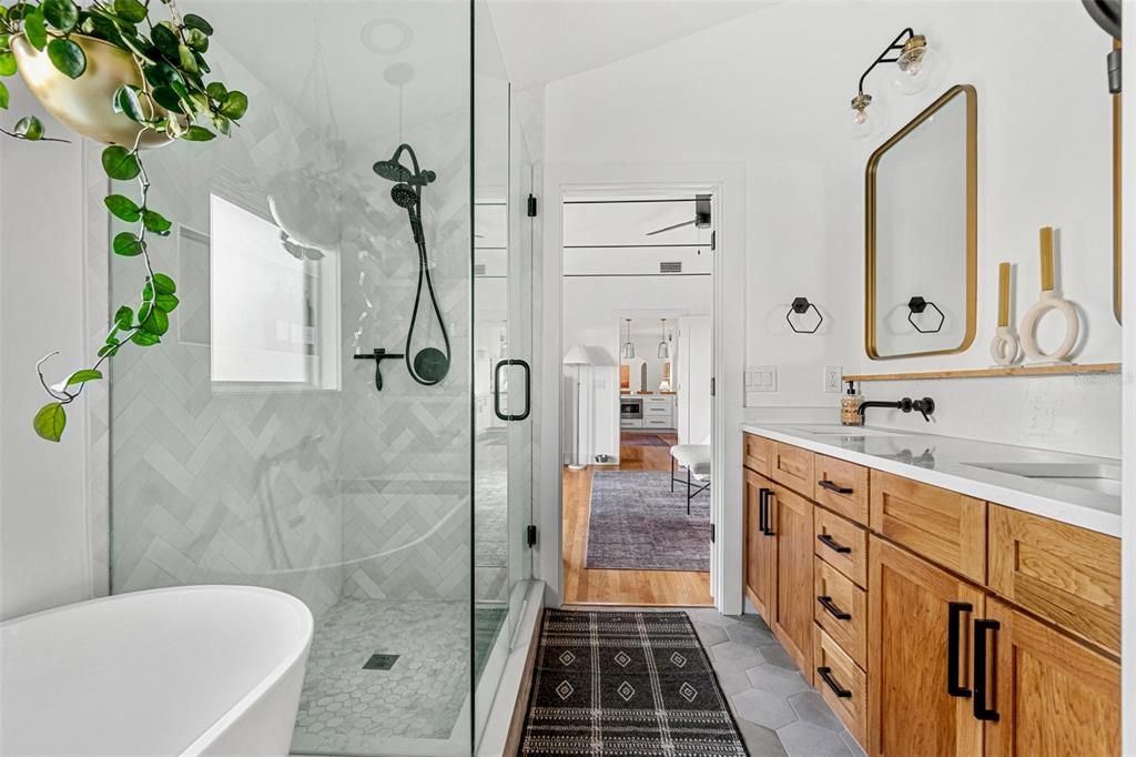 For Sale: $790,000 (3 beds, 2 baths, 1618 Square Feet)