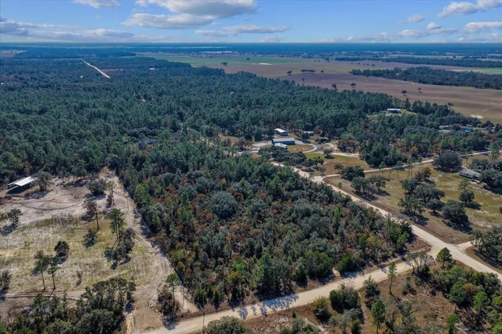 На продажу: $169,000 (10.74 acres)