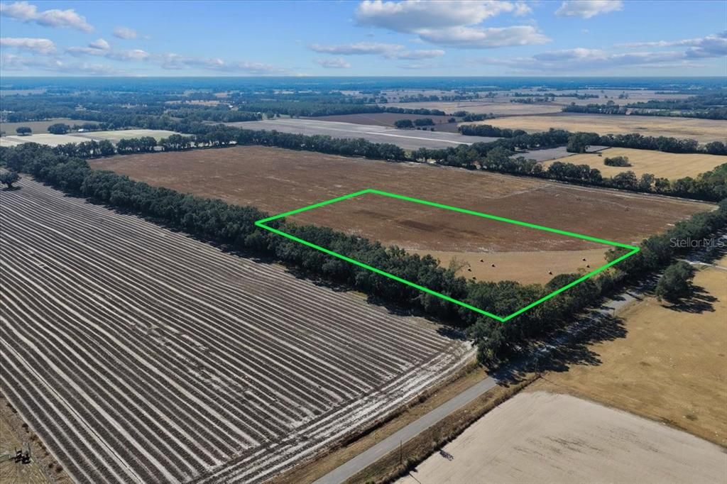 На продажу: $299,000 (19.45 acres)