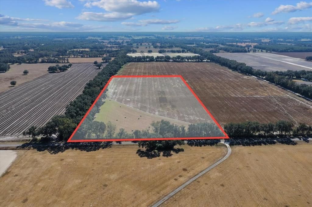 На продажу: $299,000 (19.45 acres)