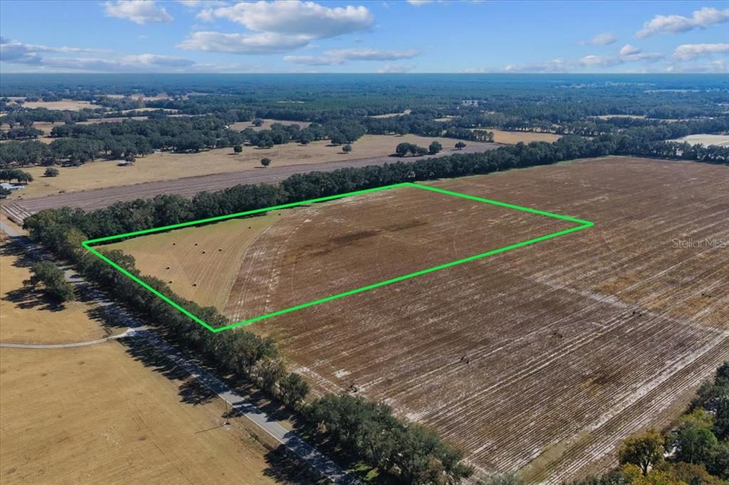 На продажу: $299,000 (19.45 acres)