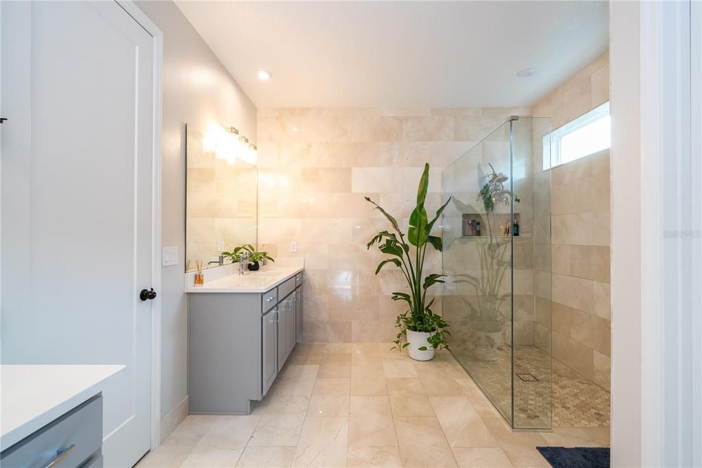 For Sale: $1,270,000 (5 beds, 3 baths, 3906 Square Feet)