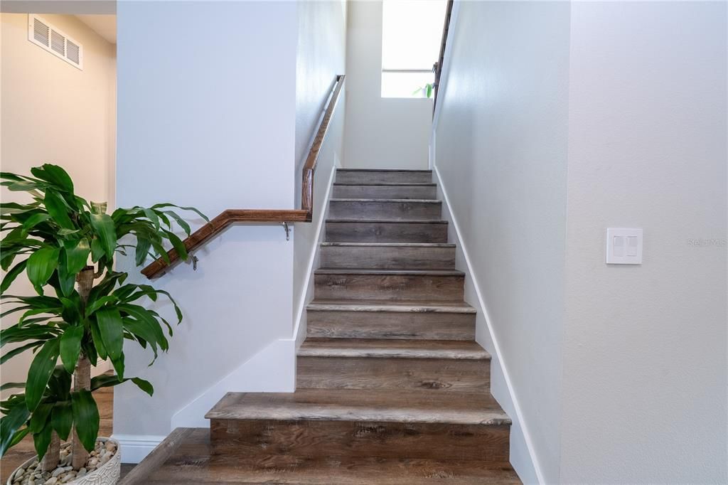 For Sale: $1,270,000 (5 beds, 3 baths, 3906 Square Feet)