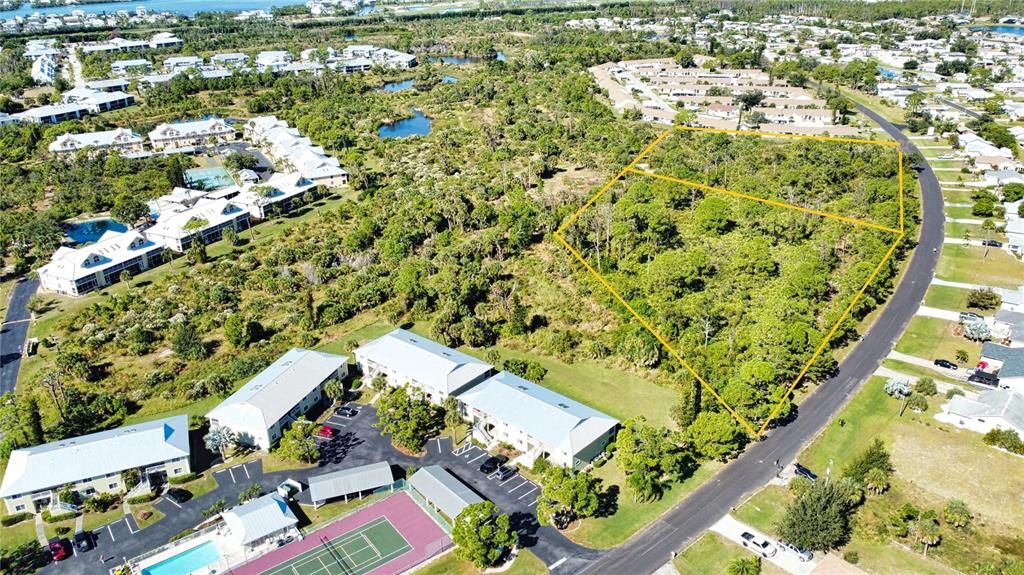 For Sale: $1,200,000 (4.39 acres)