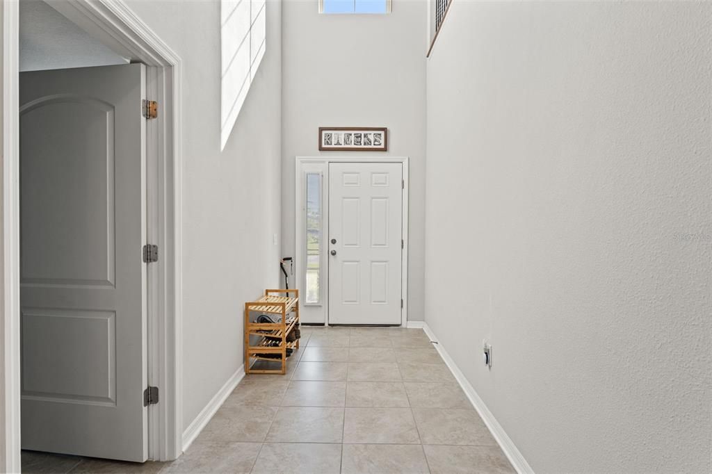 For Sale: $580,000 (5 beds, 3 baths, 3292 Square Feet)