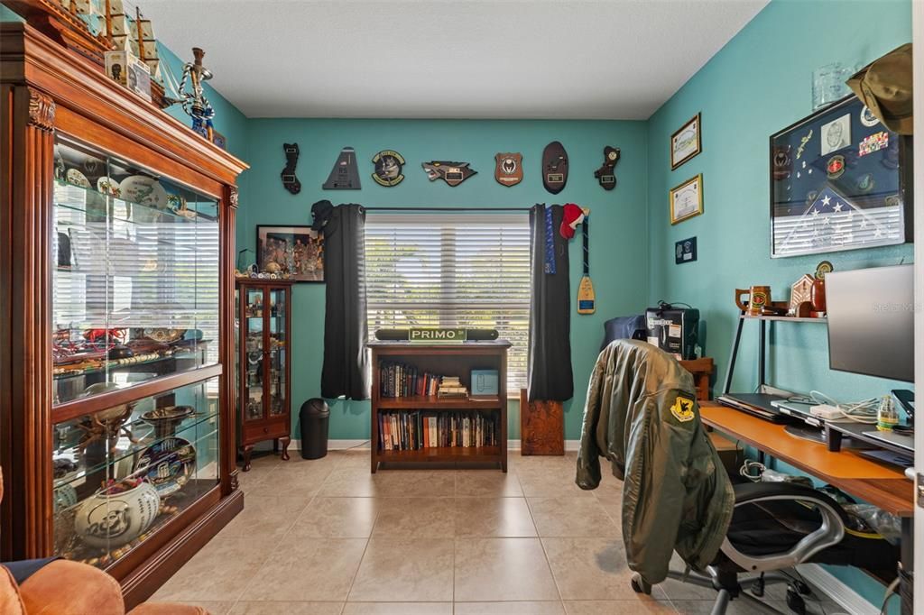 For Sale: $580,000 (5 beds, 3 baths, 3292 Square Feet)