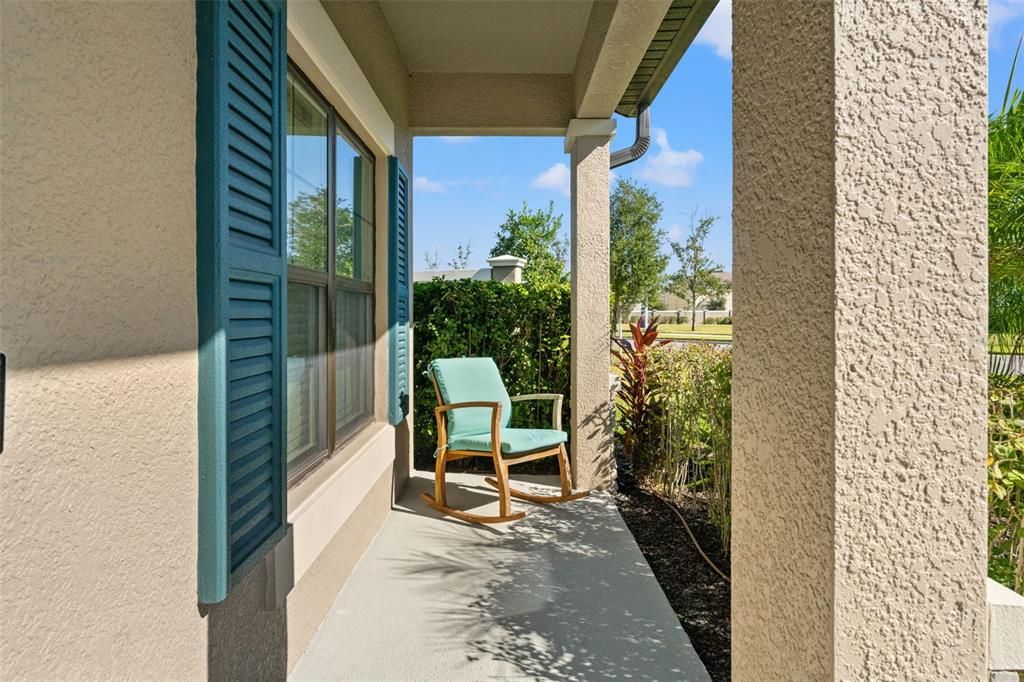 For Sale: $580,000 (5 beds, 3 baths, 3292 Square Feet)