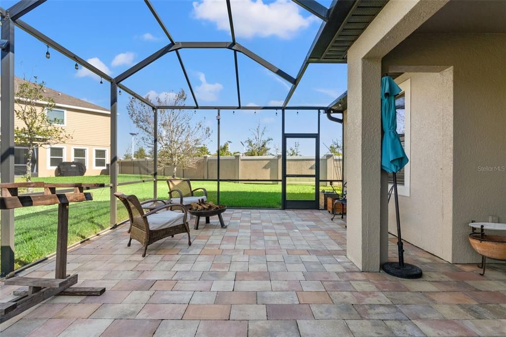 For Sale: $580,000 (5 beds, 3 baths, 3292 Square Feet)