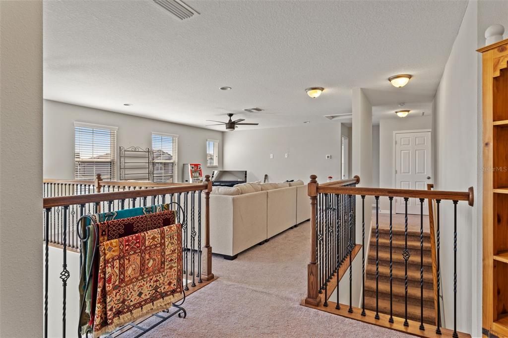 For Sale: $580,000 (5 beds, 3 baths, 3292 Square Feet)