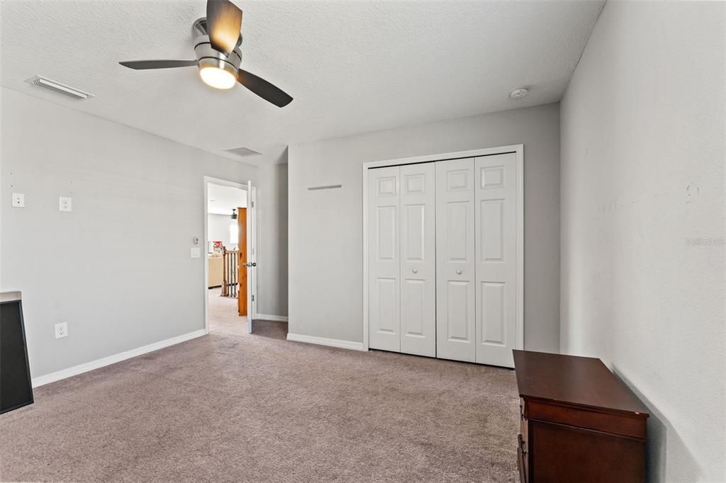 For Sale: $580,000 (5 beds, 3 baths, 3292 Square Feet)