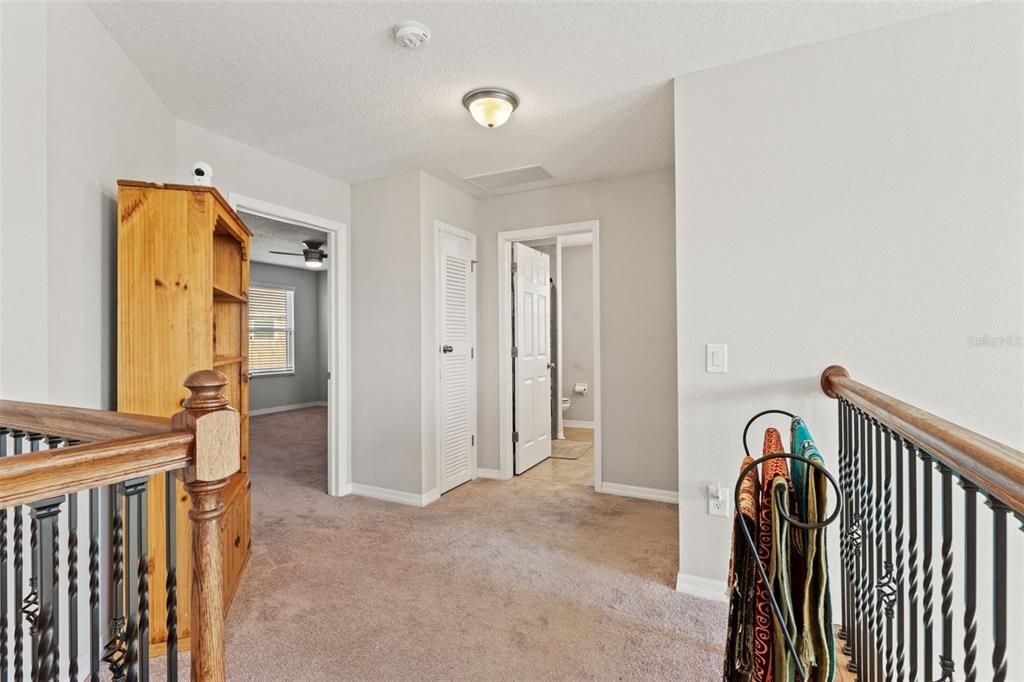 For Sale: $580,000 (5 beds, 3 baths, 3292 Square Feet)