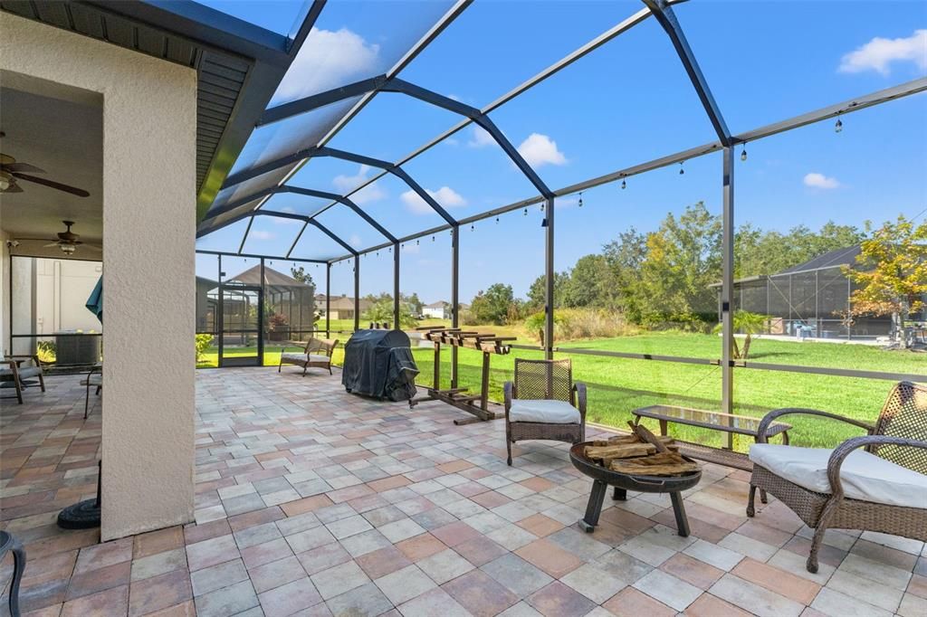 For Sale: $580,000 (5 beds, 3 baths, 3292 Square Feet)