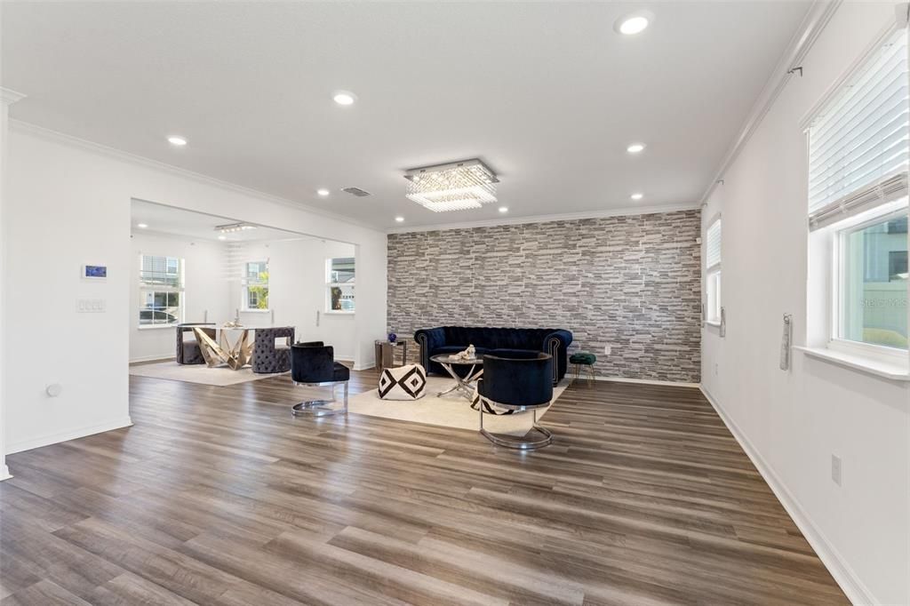 For Sale: $424,990 (3 beds, 2 baths, 2219 Square Feet)