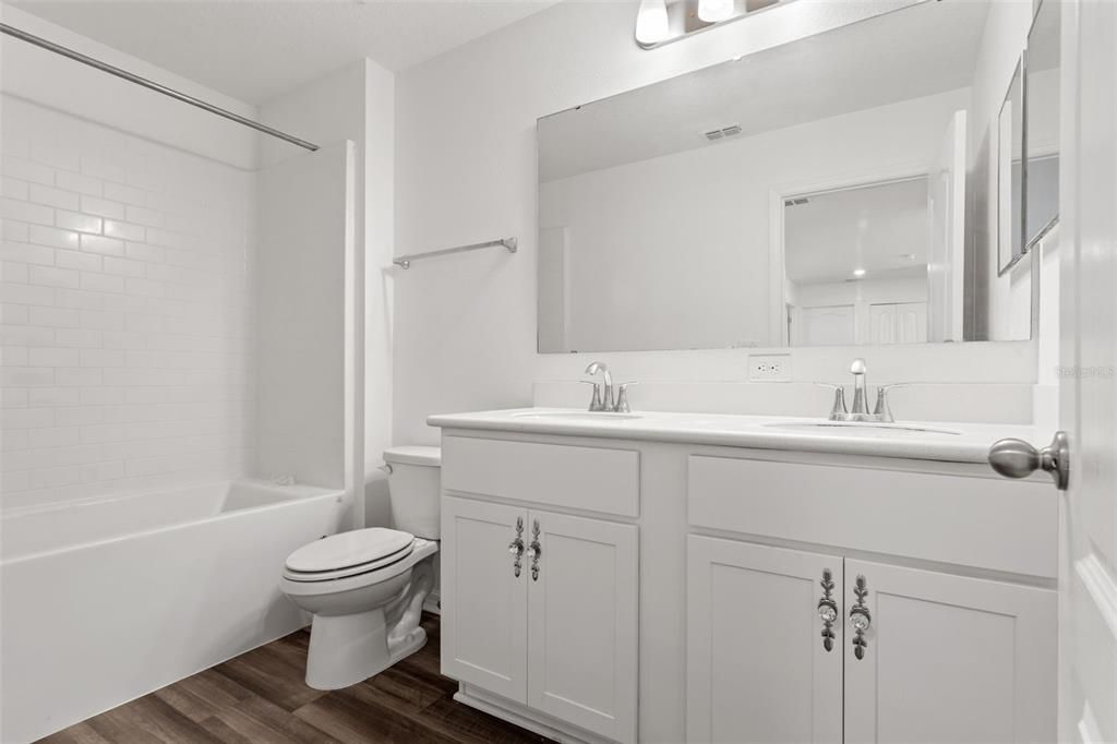 For Sale: $424,990 (3 beds, 2 baths, 2219 Square Feet)