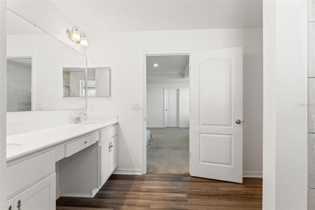 For Sale: $424,990 (3 beds, 2 baths, 2219 Square Feet)