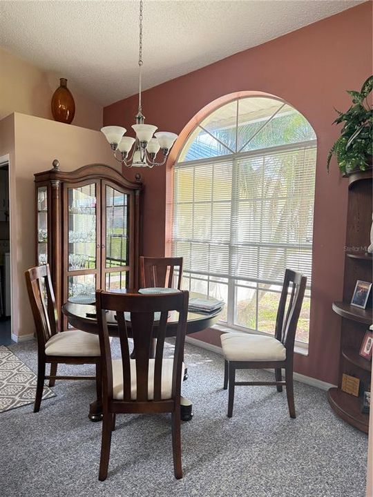 На продажу: $340,000 (3 спален, 2 ванн, 1440 Квадратных фут)