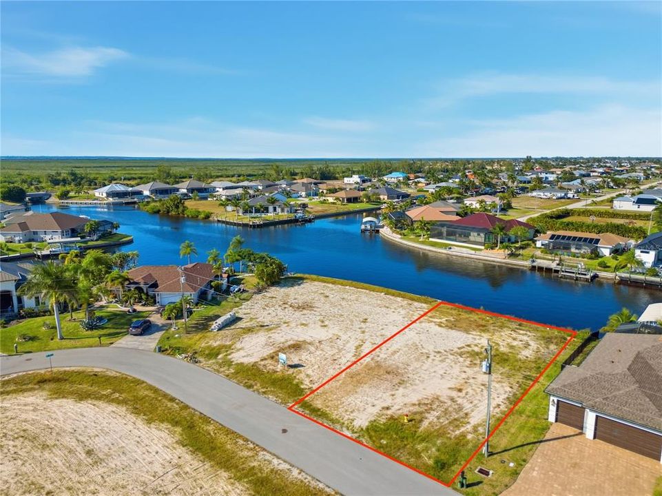 合同活跃: $340,000 (0.23 acres)