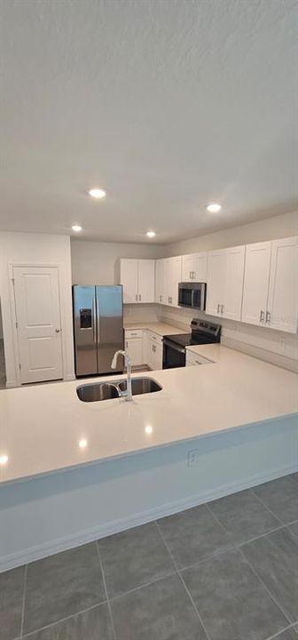 For Rent: $2,090 (3 beds, 2 baths, 1603 Square Feet)
