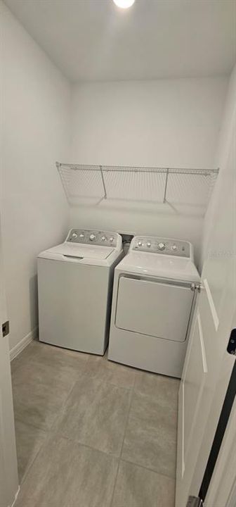 For Rent: $2,090 (3 beds, 2 baths, 1603 Square Feet)