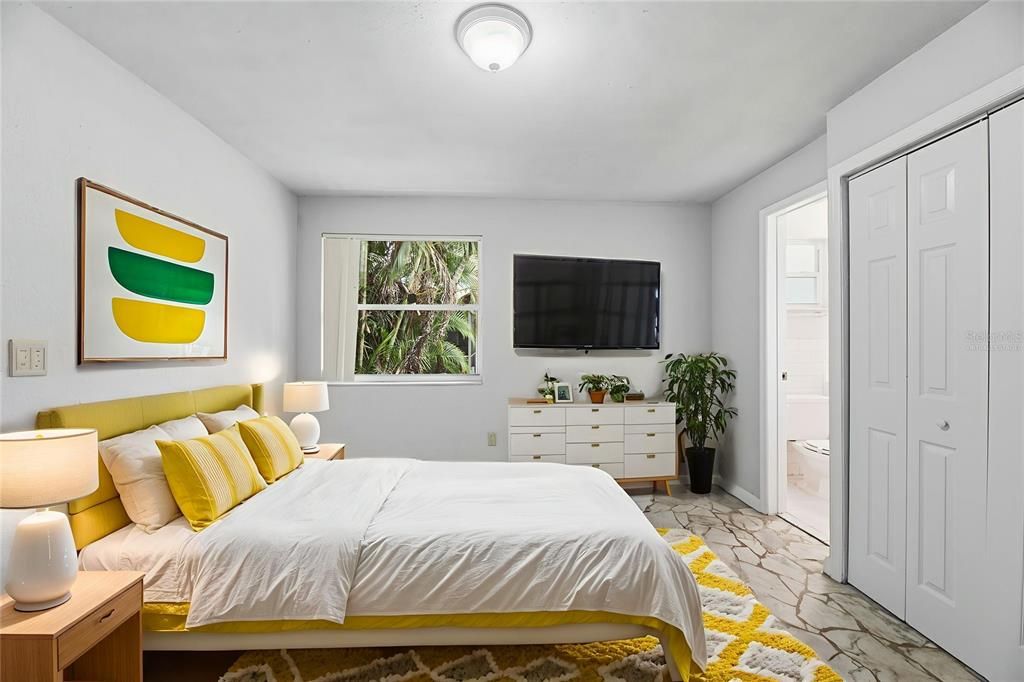 For Sale: $519,900 (3 beds, 3 baths, 2357 Square Feet)