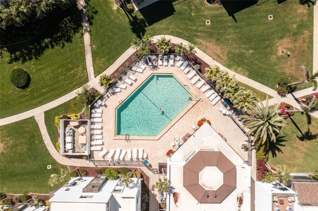 For Sale: $799,900 (3 beds, 3 baths, 1715 Square Feet)