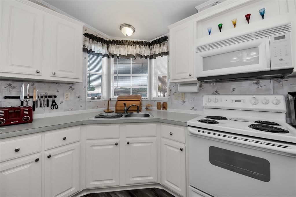 En Venta: $195,000 (2 camas, 2 baños, 910 Pies cuadrados)