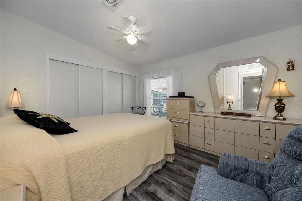 En Venta: $195,000 (2 camas, 2 baños, 910 Pies cuadrados)