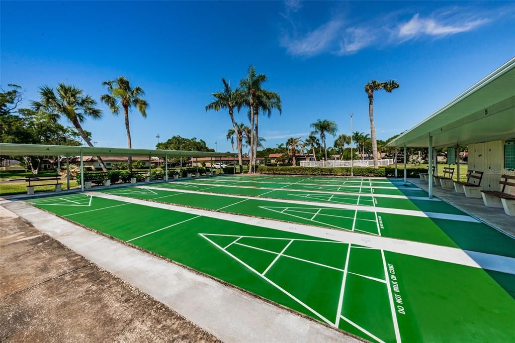 合同活跃: $104,000 (1 贝兹, 1 浴室, 645 平方英尺)