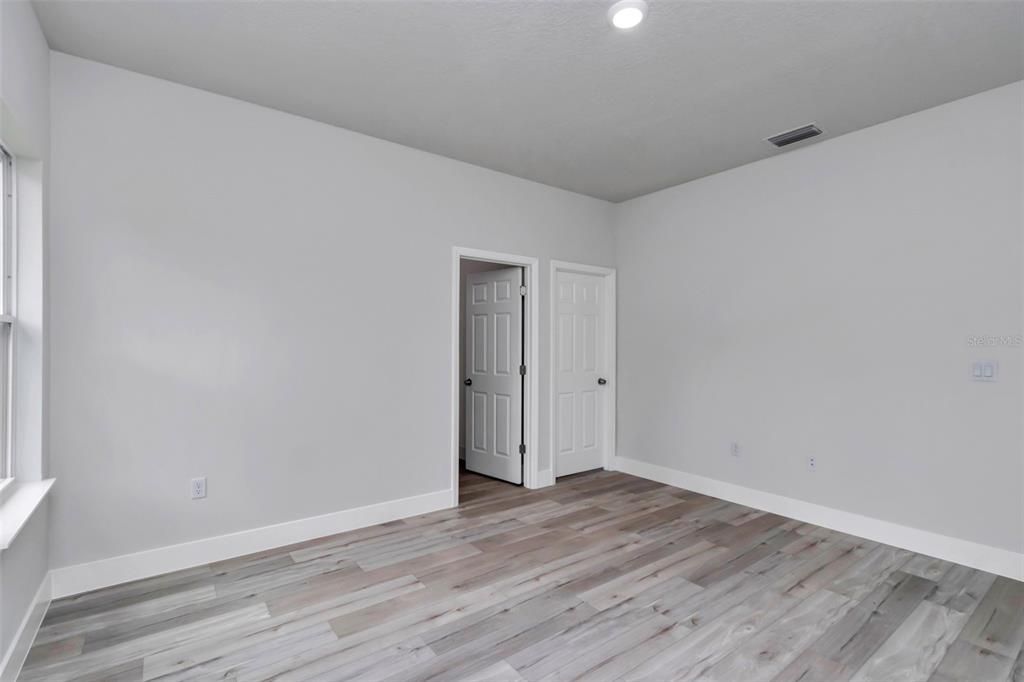 For Rent: $1,850 (3 beds, 2 baths, 1529 Square Feet)