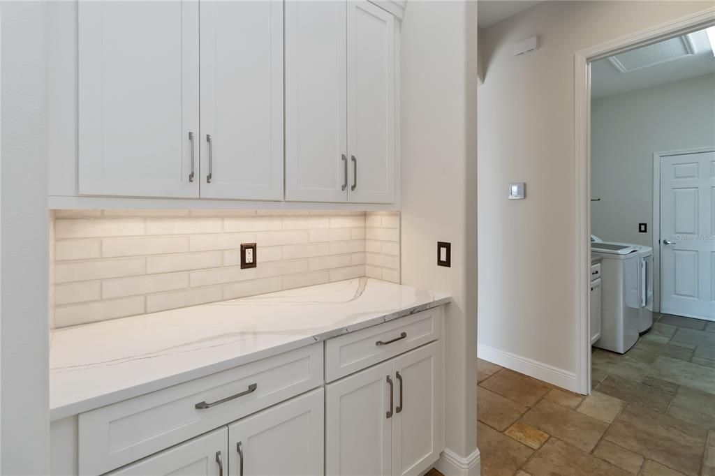 待售: $919,900 (4 贝兹, 3 浴室, 3027 平方英尺)