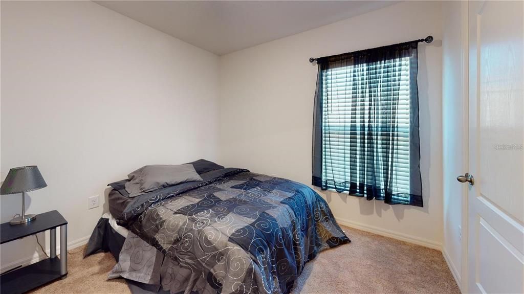 En Renta: $2,050 (4 camas, 2 baños, 1869 Pies cuadrados)