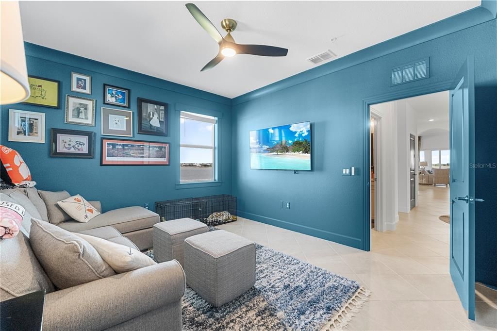 На продажу: $539,900 (3 спален, 2 ванн, 2376 Квадратных фут)