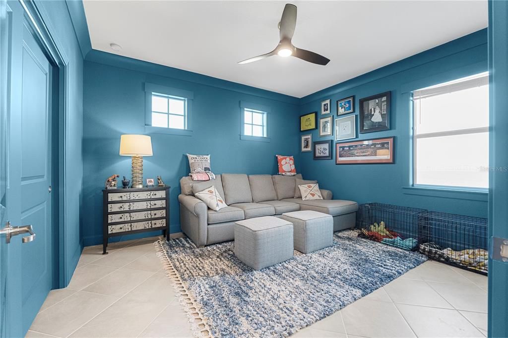 На продажу: $539,900 (3 спален, 2 ванн, 2376 Квадратных фут)