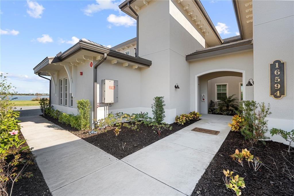 На продажу: $539,900 (3 спален, 2 ванн, 2376 Квадратных фут)